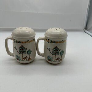EUC Thomson Pottery Birdhouse Salt & Pepper Shakers Set Stovetop